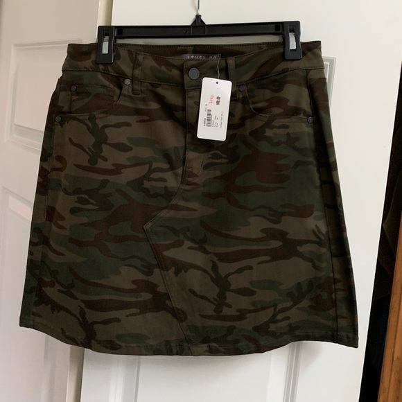 LEVEL 99 Darsey Camo Skirt - Picture 9 of 11